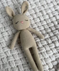 Handgemaakte konijn knuffel Beige