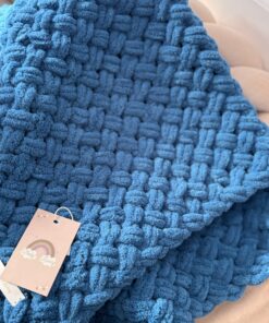 Alternative view of Pre-order Handgemaakte BL FLUFFY deken Petrol