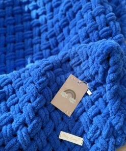 Pre-order Handgemaakte BL FLUFFY deken Royalblue