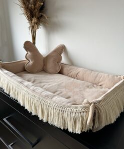 Velvety Beige Bohemian Butterfly babynestje