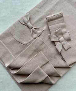 Gebreide wiegdeken RoseMary Bow