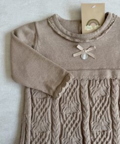 Alternative view of Gebreid Jurkje Almond Ruffle Cable