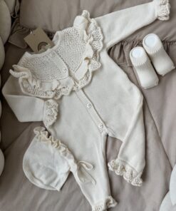 Complete Newbornset Ruffled 3-delig Creme